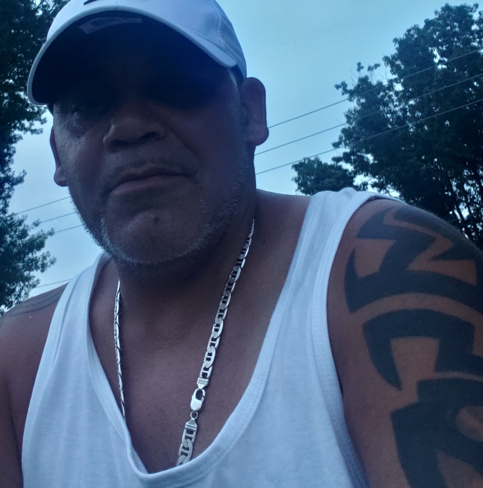 Meet your Posher, Anibal